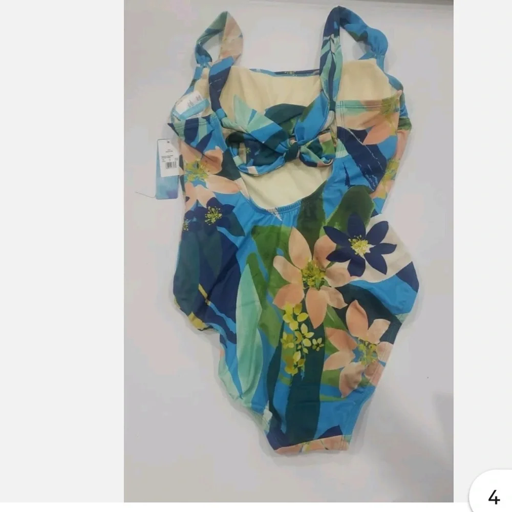 Floral One-Piece Miracle Swimsuit - Picture 2 of 8
